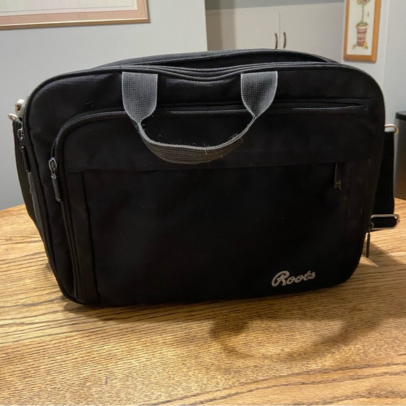 Roots Set of Two Blue and Black Messenger Bag/s - Picture 10 of 11